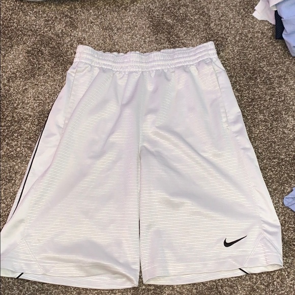 White Nike atheltic shorts - Picture 1 of 4
